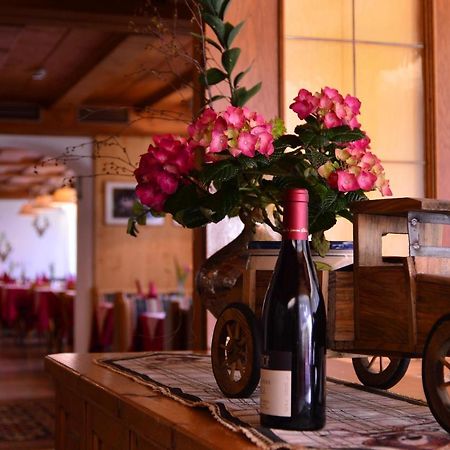 Appartamenti Astoria La Villa La Villa  Kültér fotó