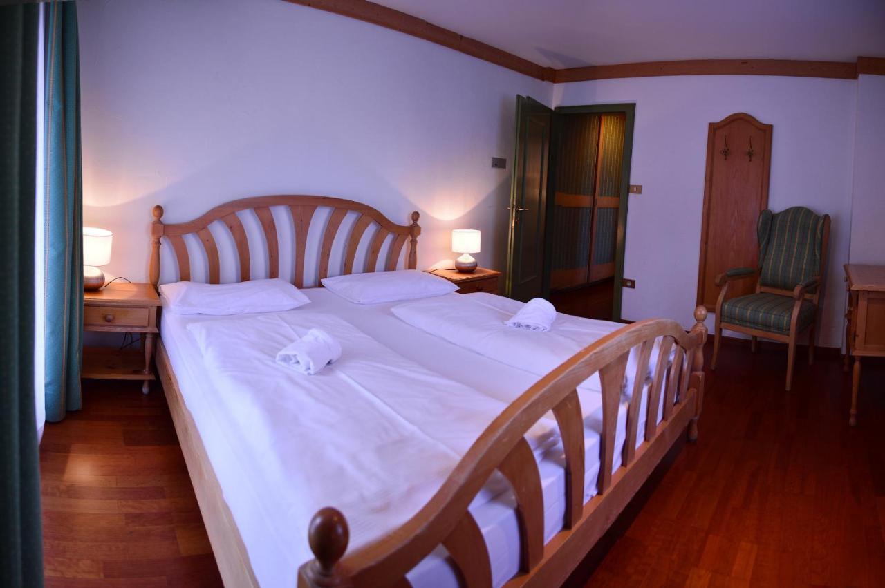 Appartamenti Astoria La Villa La Villa  Kültér fotó