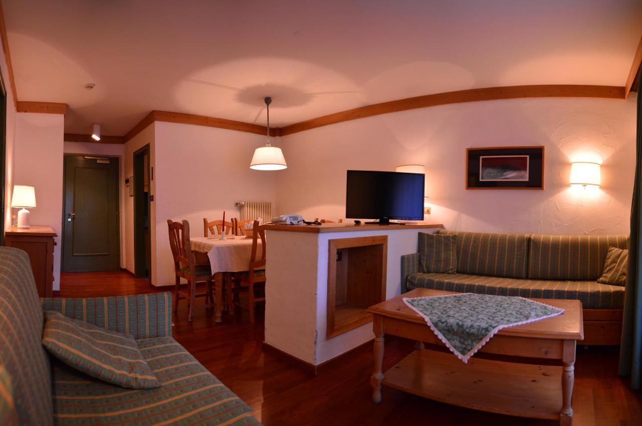 Appartamenti Astoria La Villa La Villa  Kültér fotó