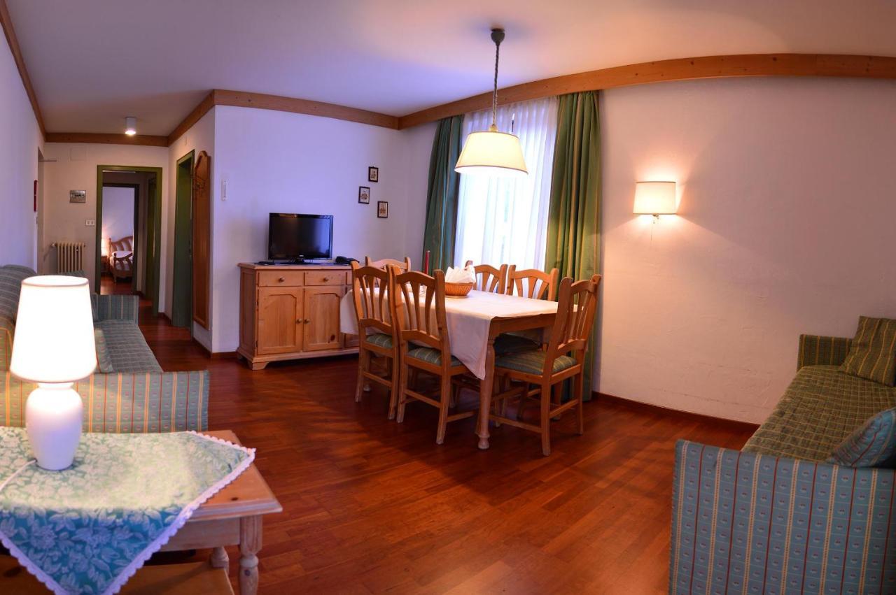 Appartamenti Astoria La Villa La Villa  Kültér fotó